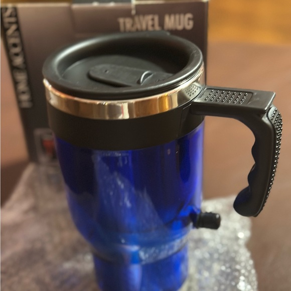 2 NEW HOME ACCENTS STAINLESS STEEL TRAVEL MUG W/AC CAR ADAPTERS $19 Each - Picture 2 of 4